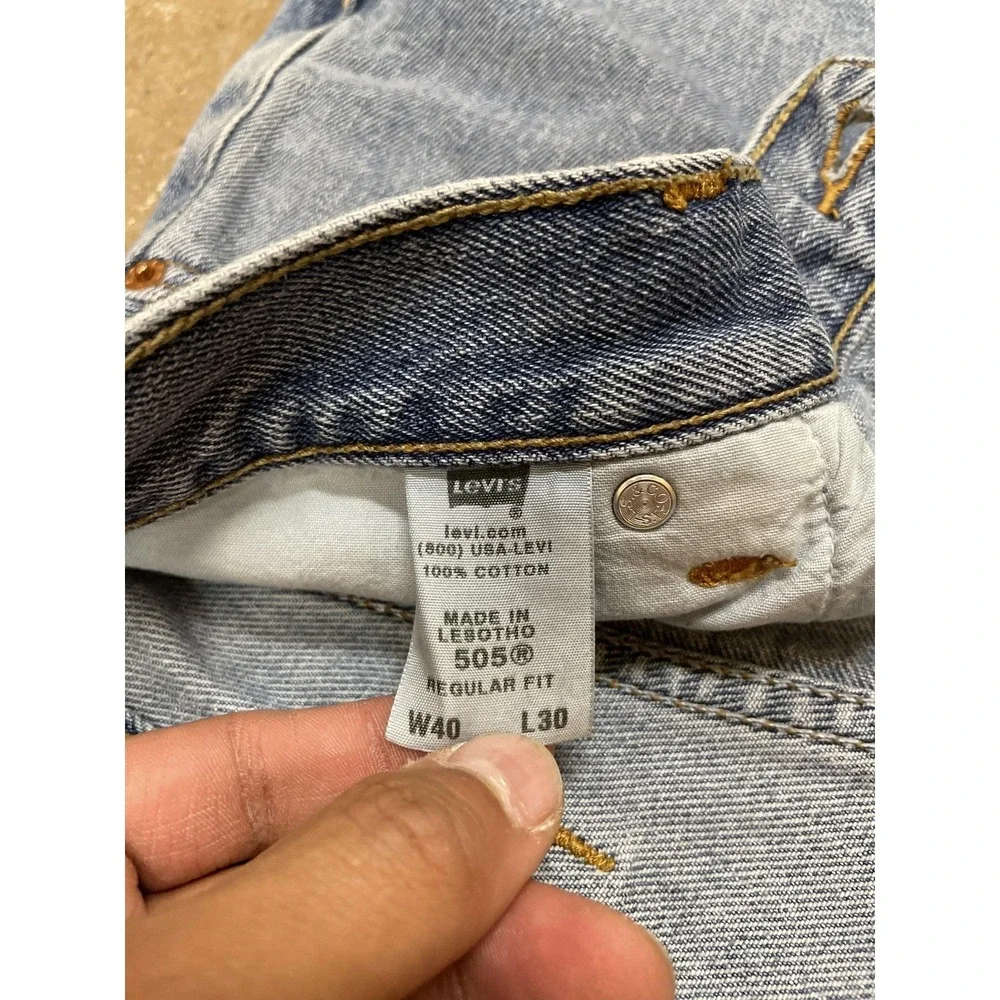 Levis 505‎ Jeans Mens 40x30 Blue Regular Fit Straight Leg Zip Fly Medium Wash